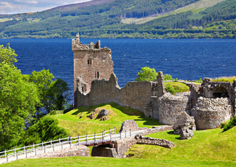 Loch Ness,Glencoe & Highlands day tour